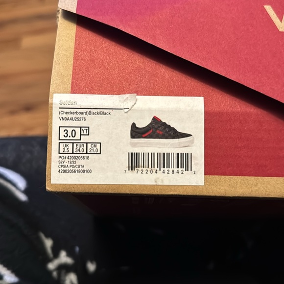 New VANS youth seldan 3Y checkeboard black/black - Picture 4 of 4